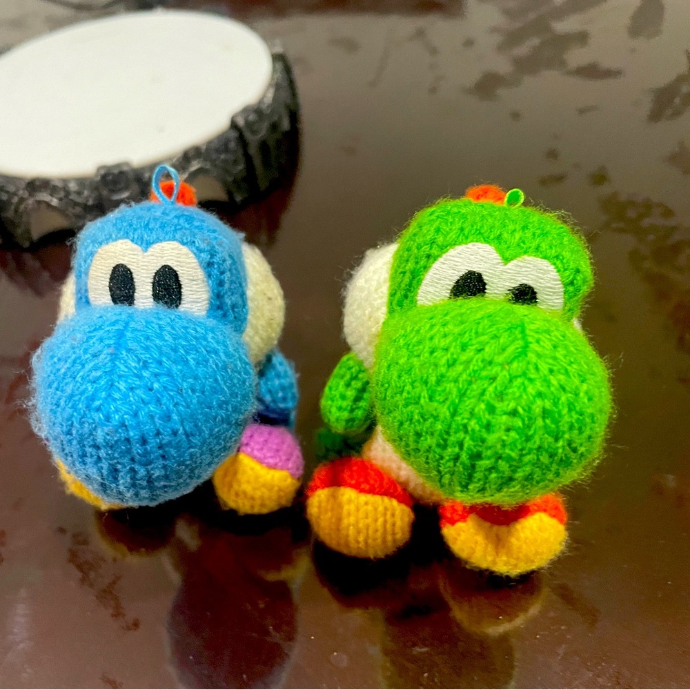 Blue yarn Yoshi Amiibo and Green yarn Yoshi Amiibo